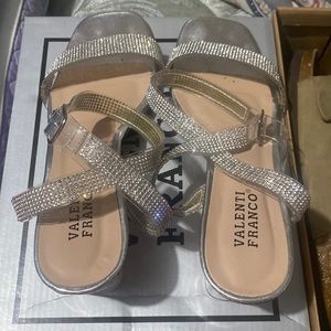 Super cute prom shoes.